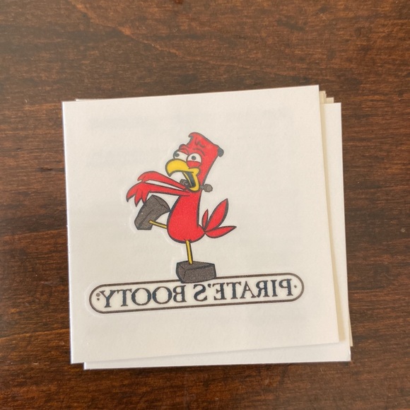 Halloween Pirate’s Booty temporary tattoos “trick arrr treat” pirate & parrot - Picture 4 of 9